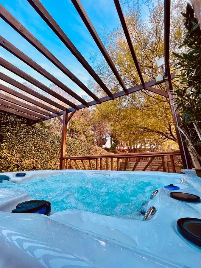 Domaine Amourella Aparthotel Lambesc Ngoại thất bức ảnh