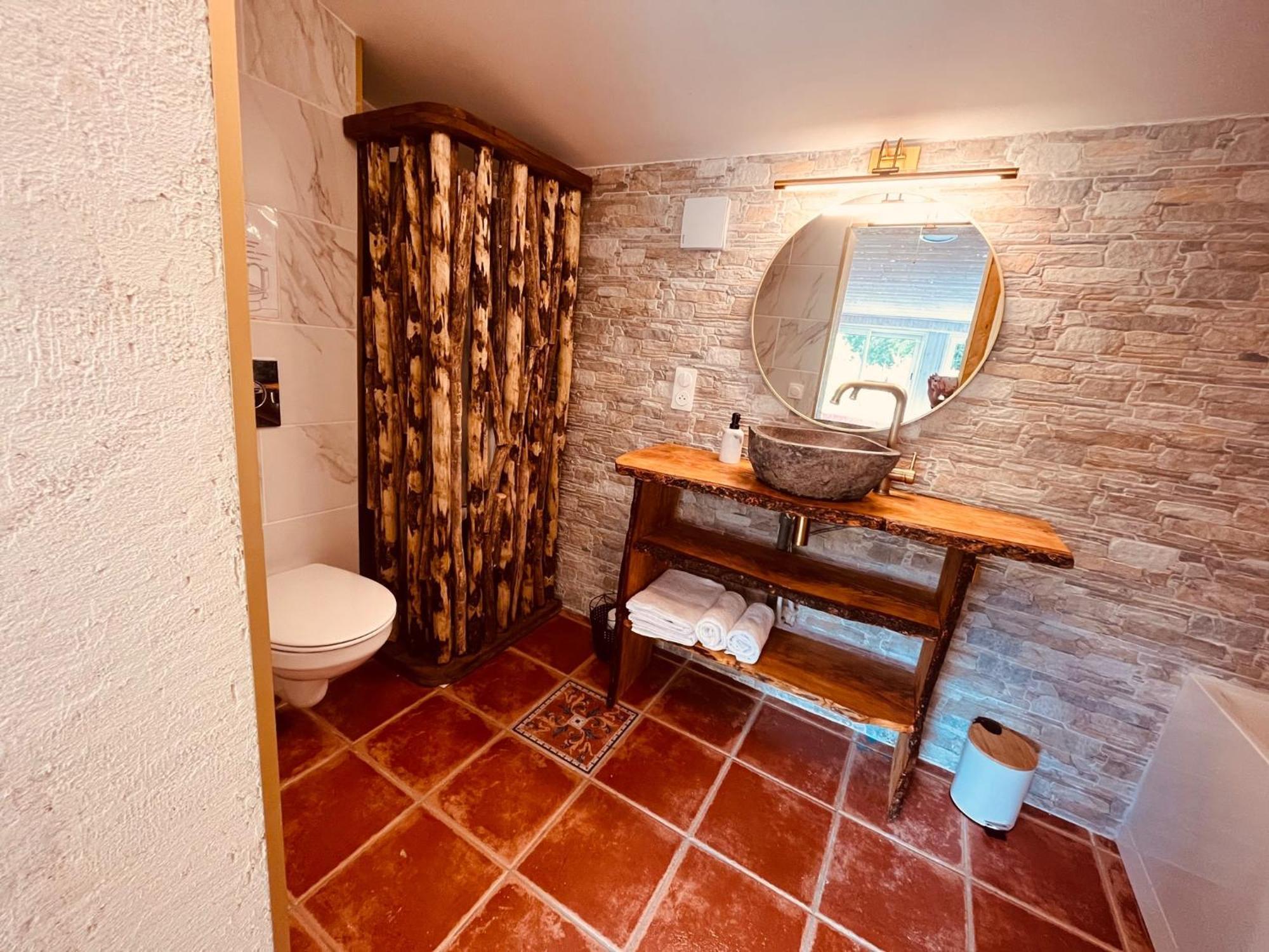 Domaine Amourella Aparthotel Lambesc Phòng bức ảnh
