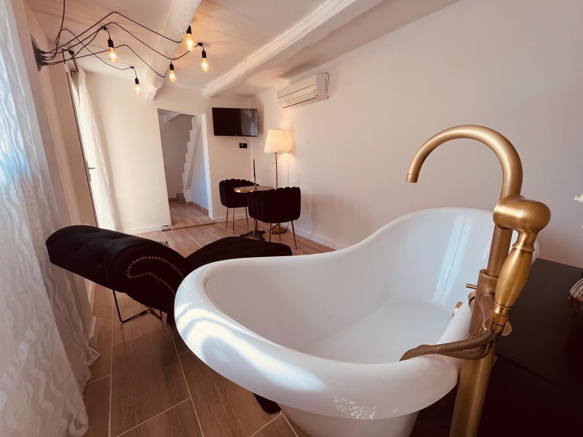 Domaine Amourella Aparthotel Lambesc Phòng bức ảnh