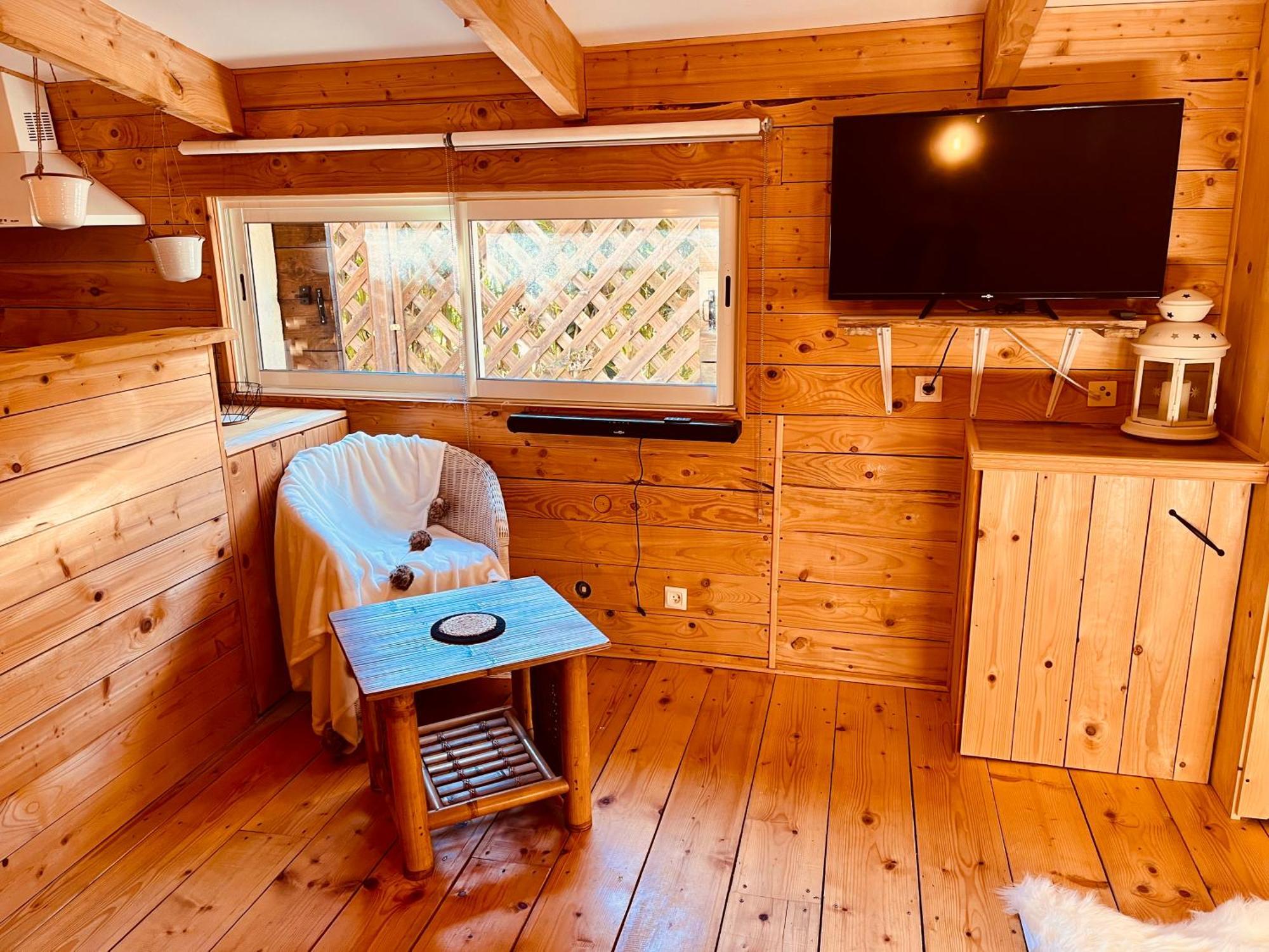 Domaine Amourella Aparthotel Lambesc Phòng bức ảnh