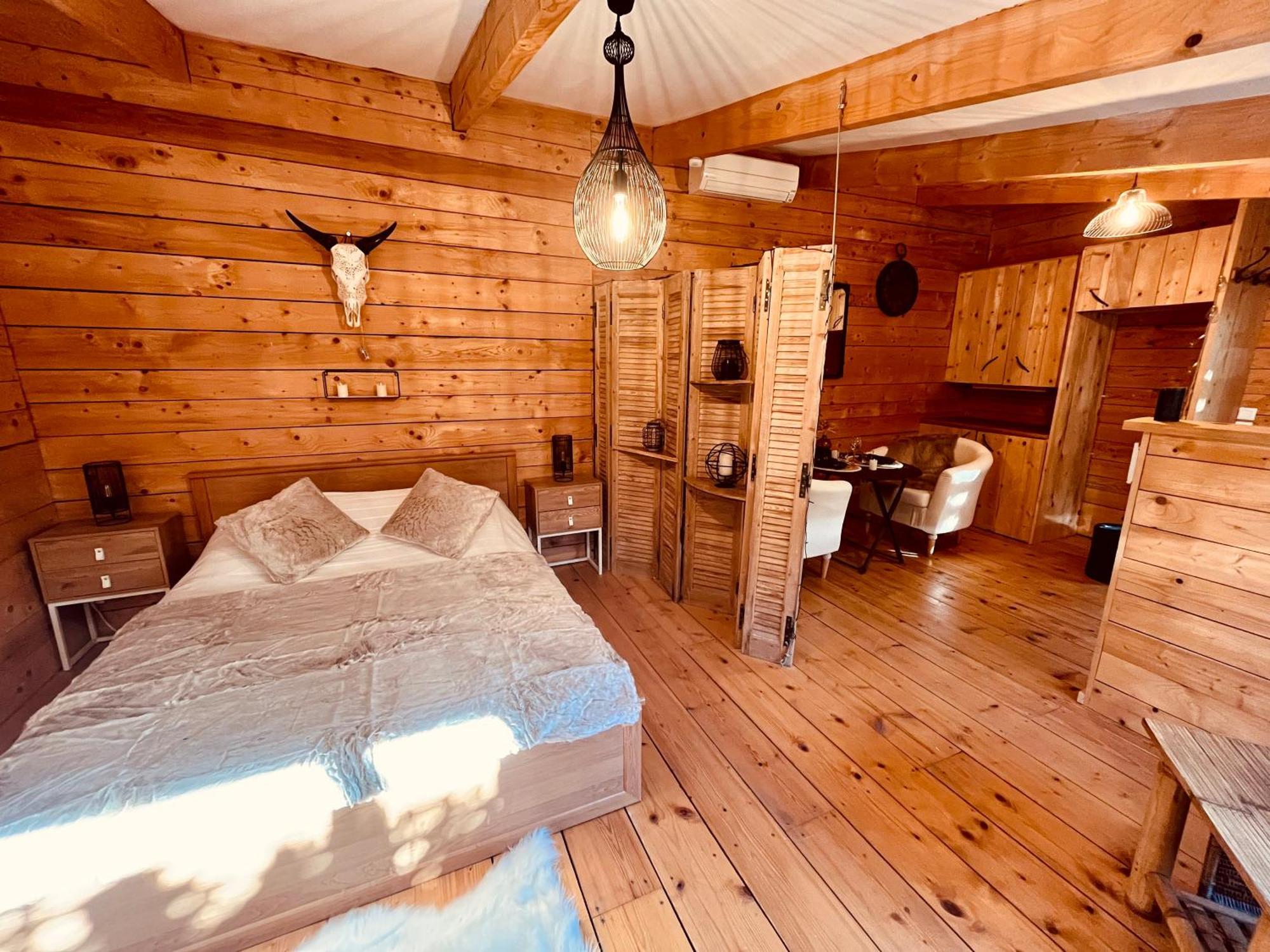 Domaine Amourella Aparthotel Lambesc Phòng bức ảnh
